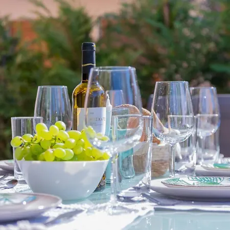 Khouse - Personal Paradise Неос-Мармарас