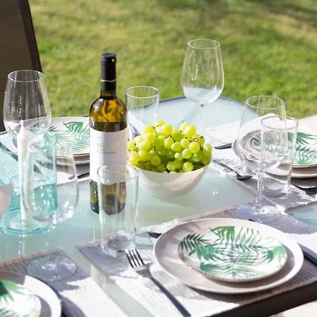 Дом отдыха Khouse - Personal Paradise *