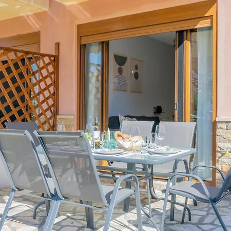 Дом отдыха Khouse - Personal Paradise Неос-Мармарас